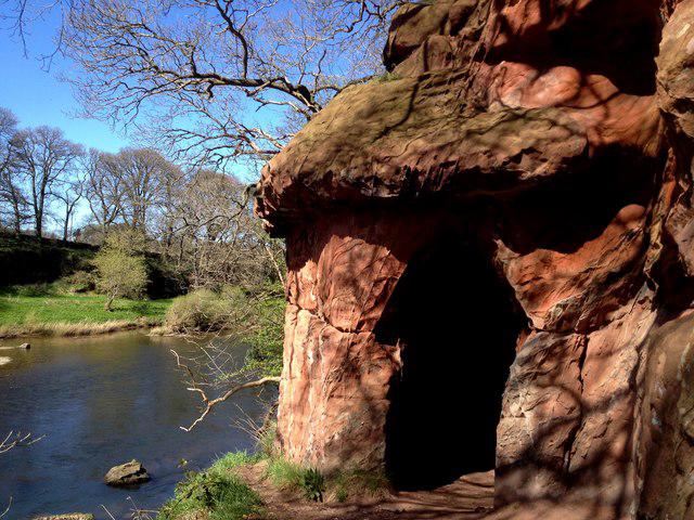 Long Meg and Lacy's Caves