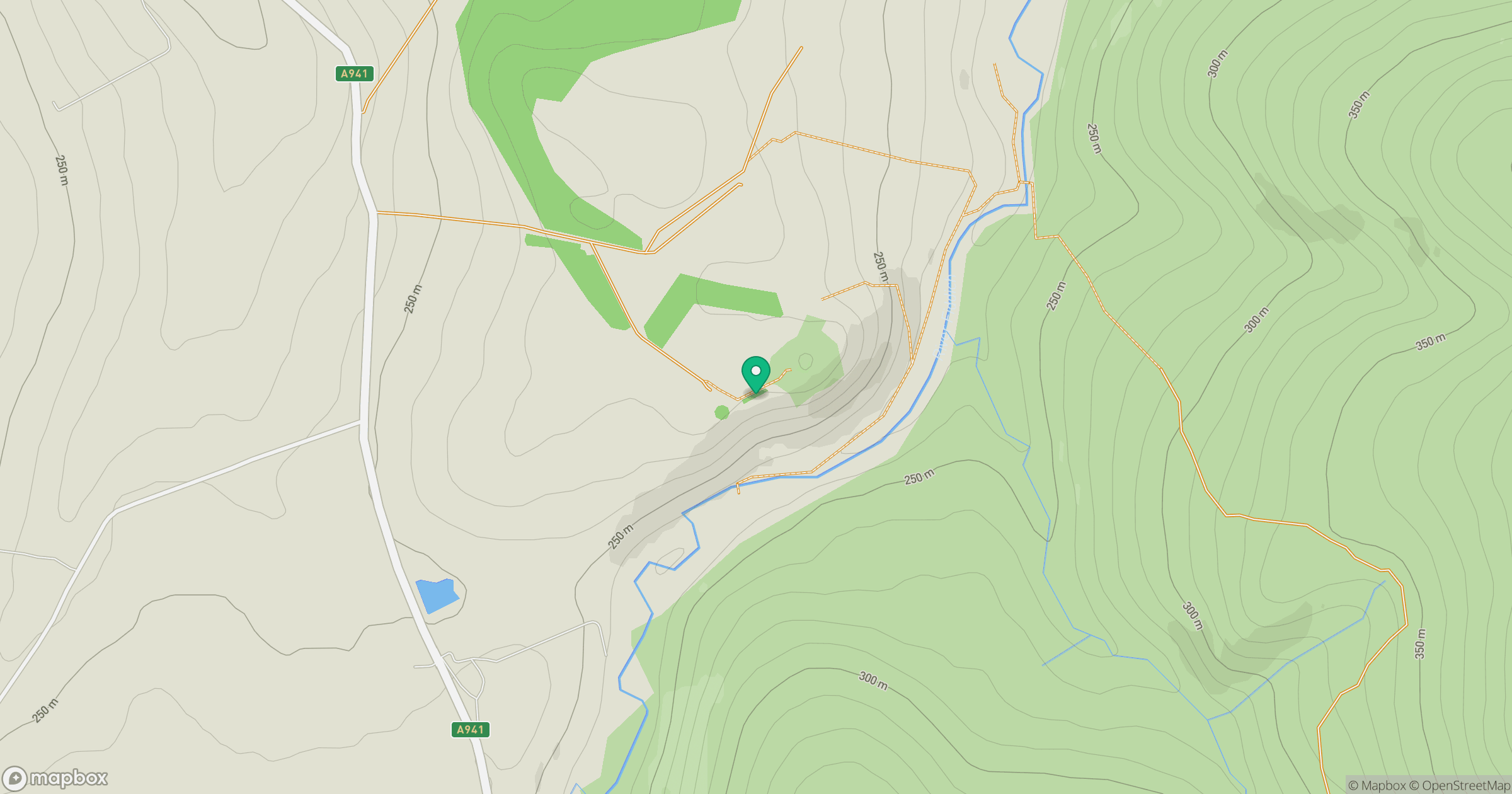 Auchindoun Castle location map